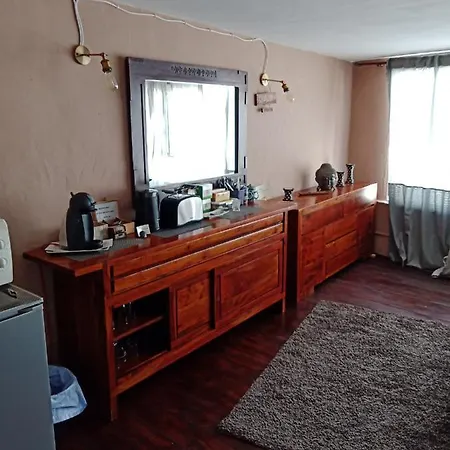 From 2 Casa de hóspedes